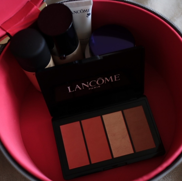 New Lacome Leather Texture Cylinder Makeup Case - Picture 6 of 6